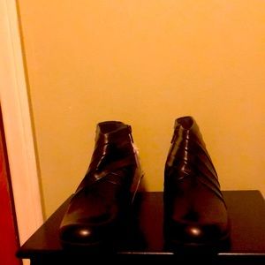 Comfort plus ankle boots